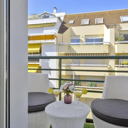 Le Balcon De La Grande - Welkeys Апартаменти *